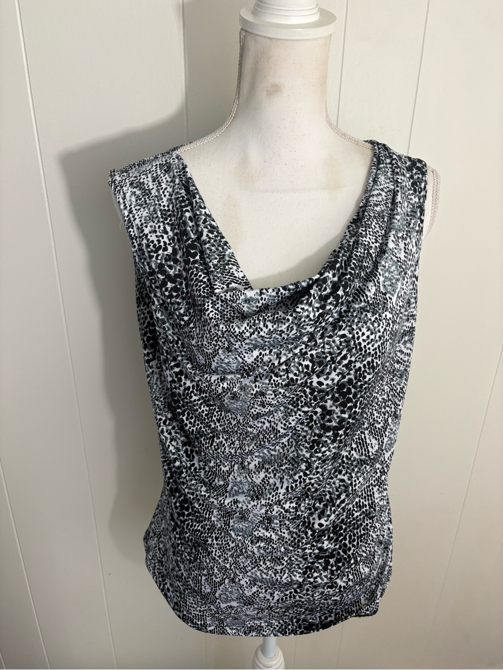 Sleeveless Cowl Neck Camisole in Black & White Animal Print